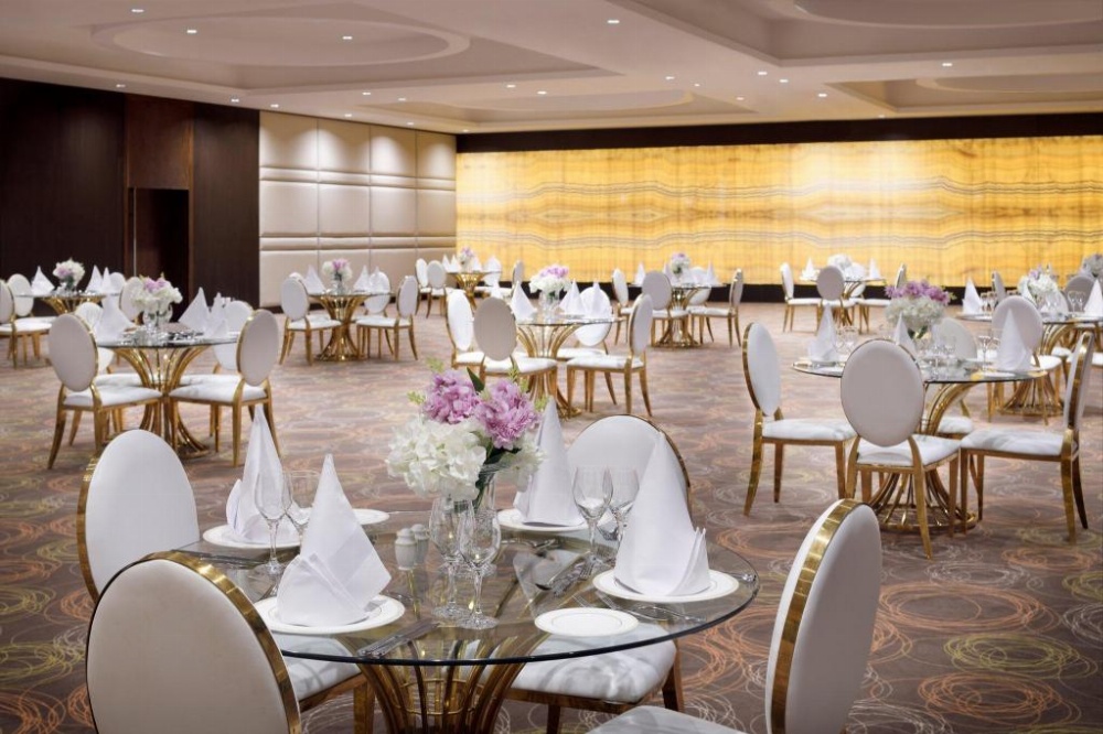 Crowne Plaza Hotel Riyadh Minhal Image 35